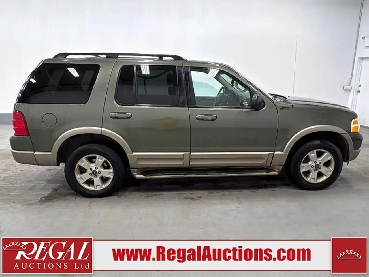 Ford Explorer photo Ford Explorer