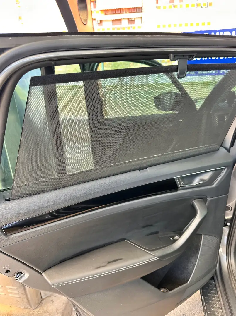 Skoda Kodiaq SKODA Kodiaq2.0TDI 147KW200hp 4x4 Laurin & Klement Gris - 2