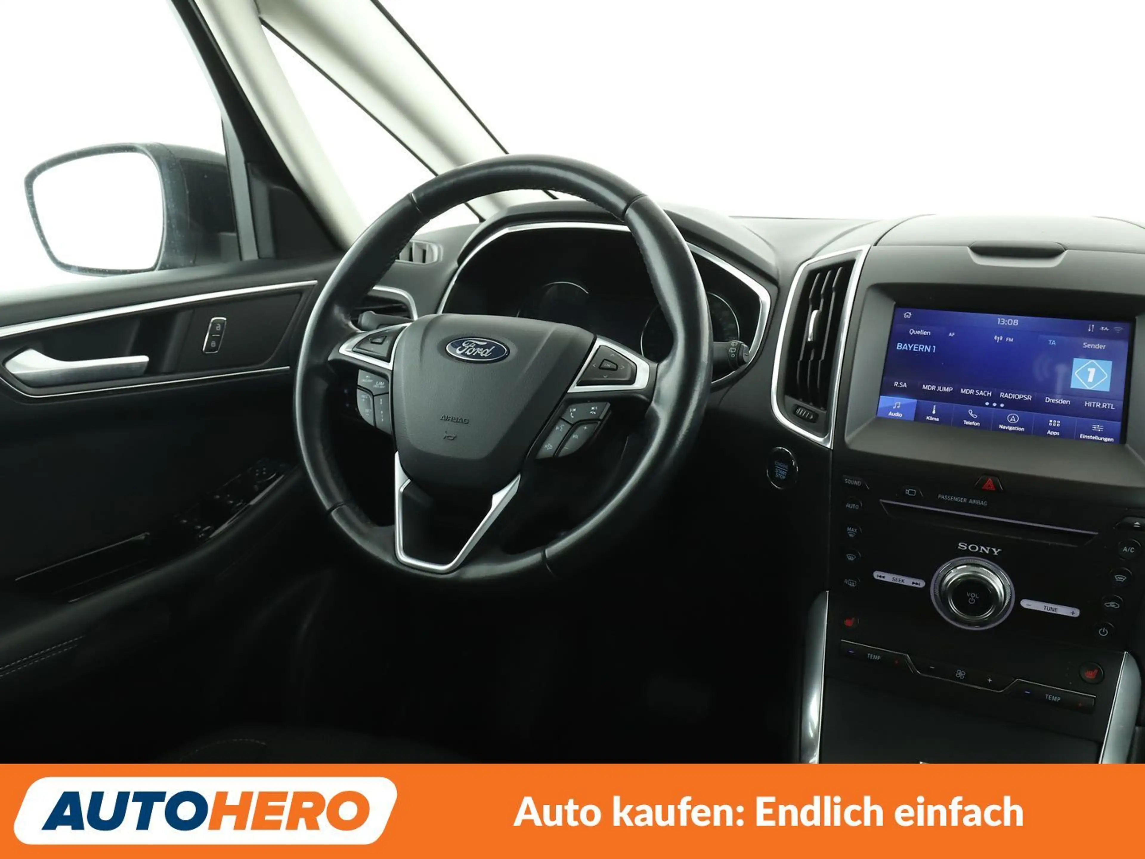 Ford S-Max 2.0 TDCi EcoBlue Titanium AWD — photo 13