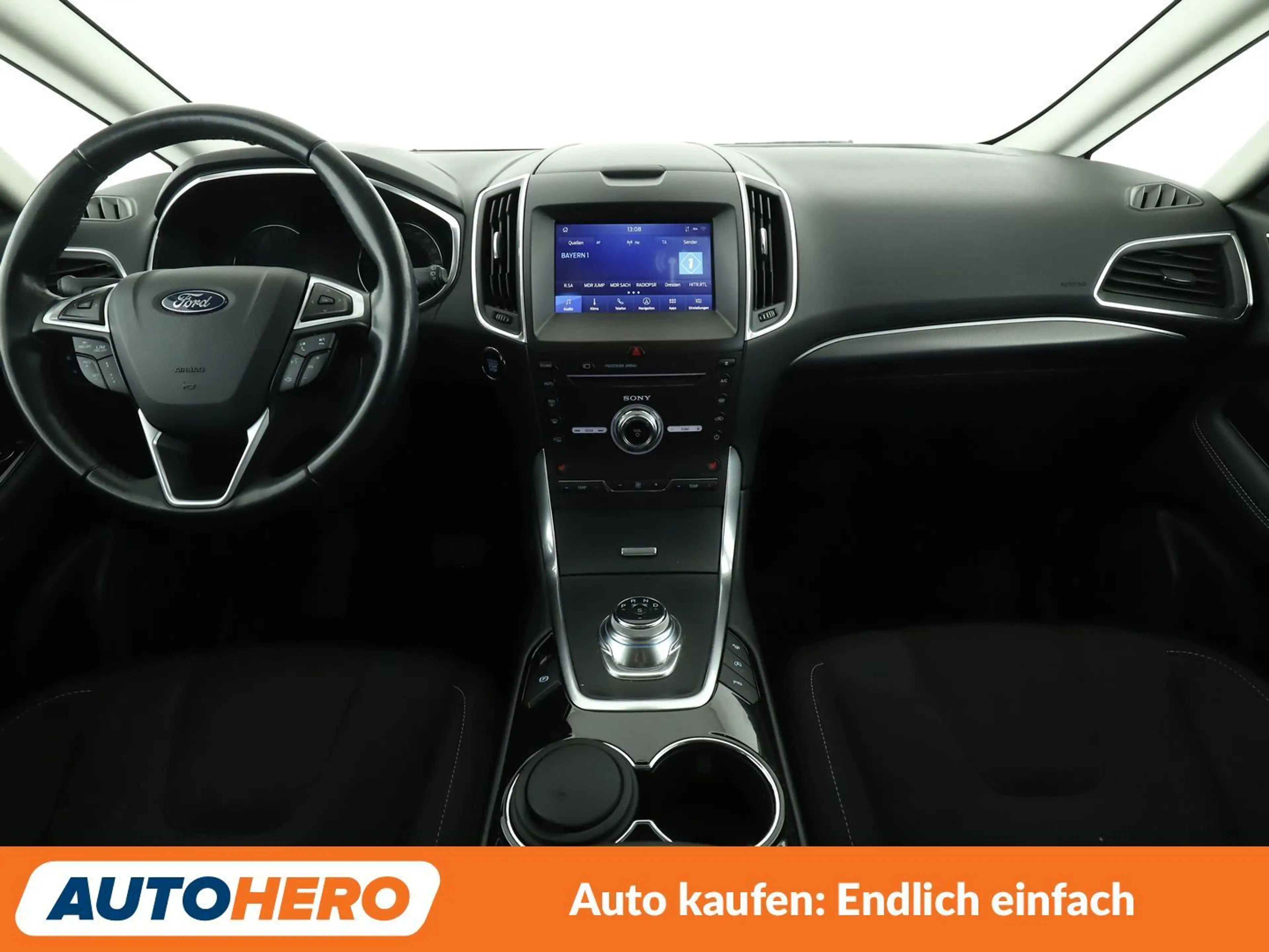 Ford S-Max 2.0 TDCi EcoBlue Titanium AWD — photo 12