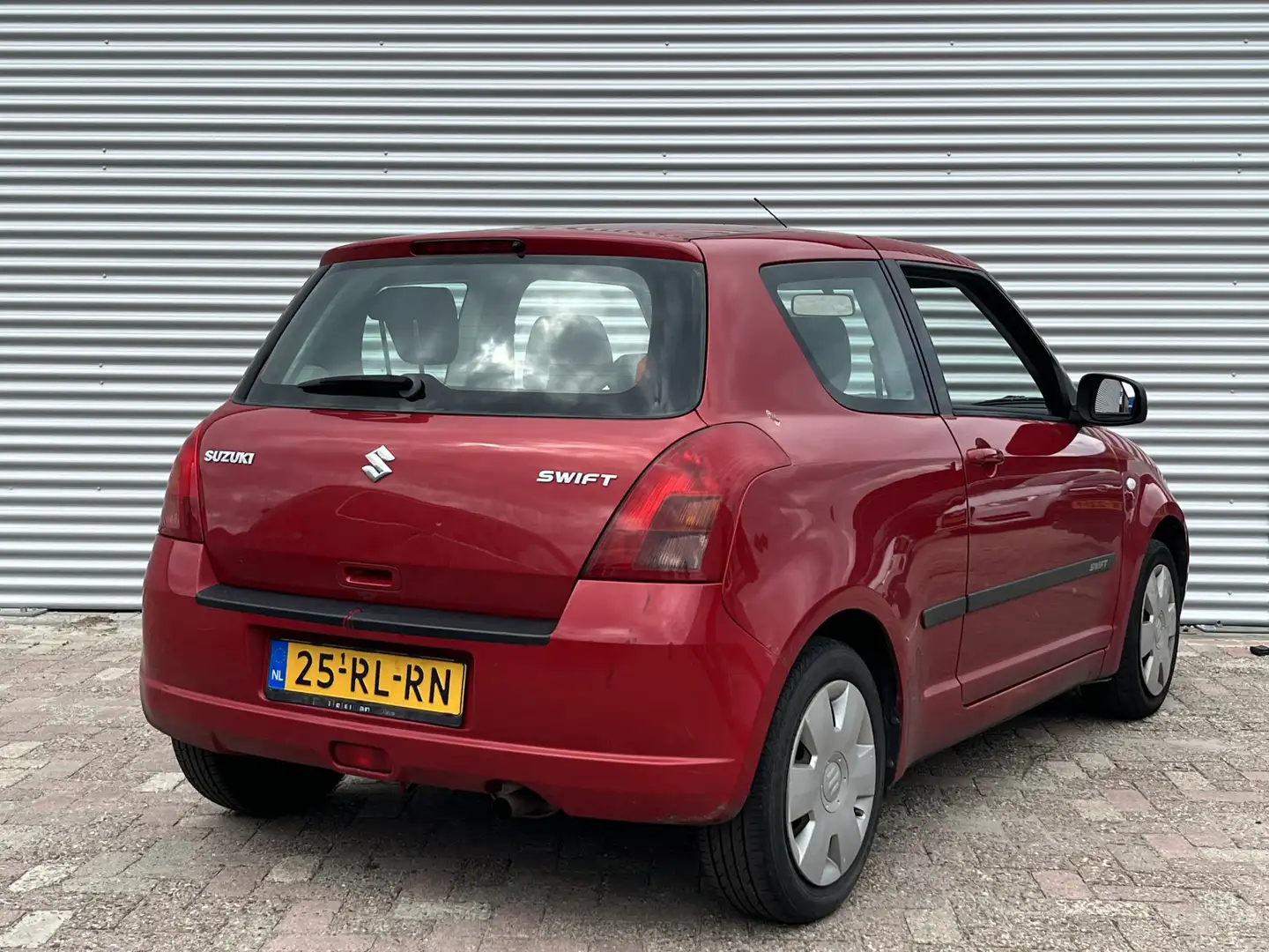 Suzuki Swift 1.3 GLS | Nieuw Binnen! | Inruilkoopje | Zo Mee Rood - 2
