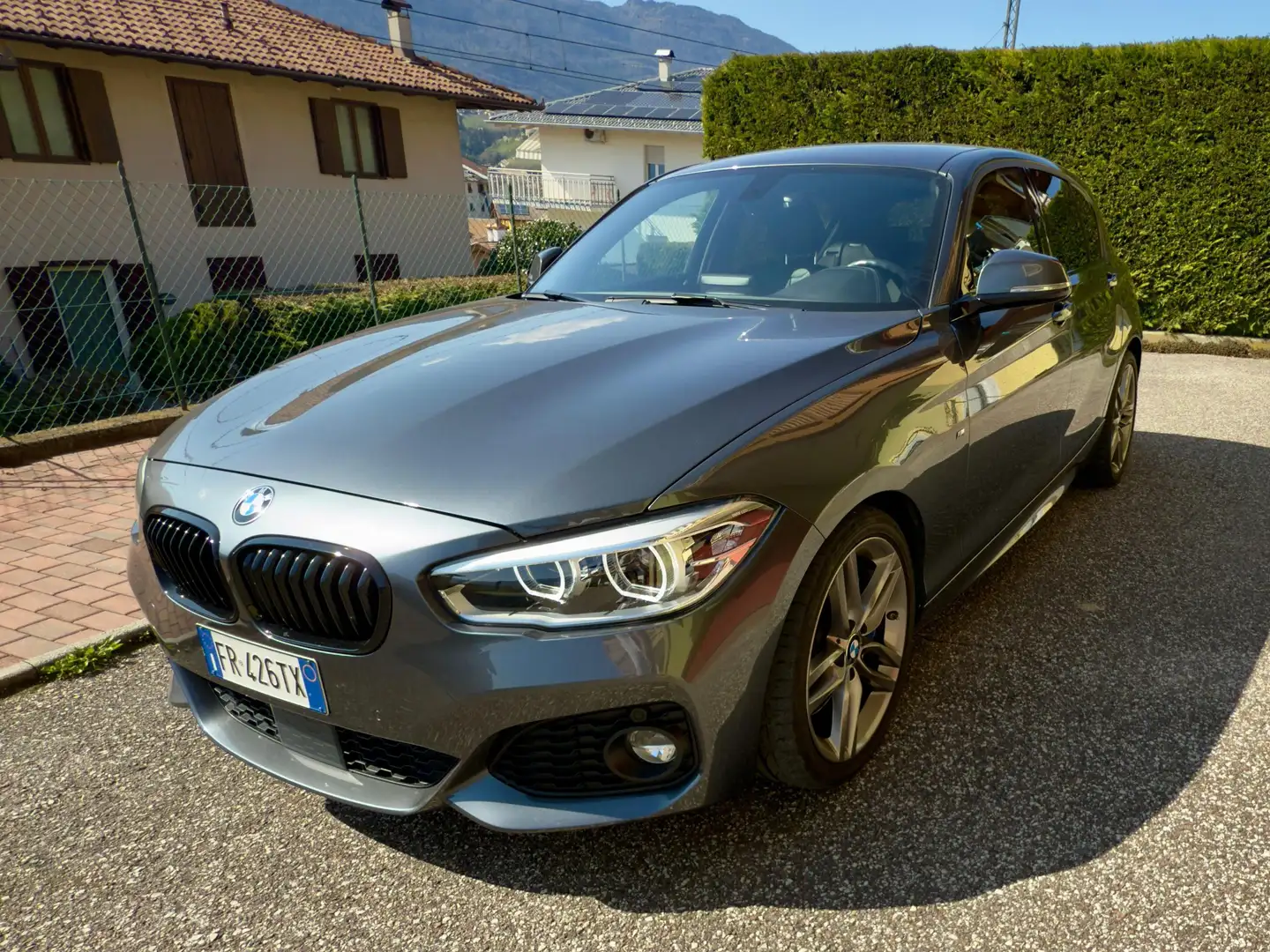 BMW 125 125i Msport 224cv 5p auto Grigio - 1