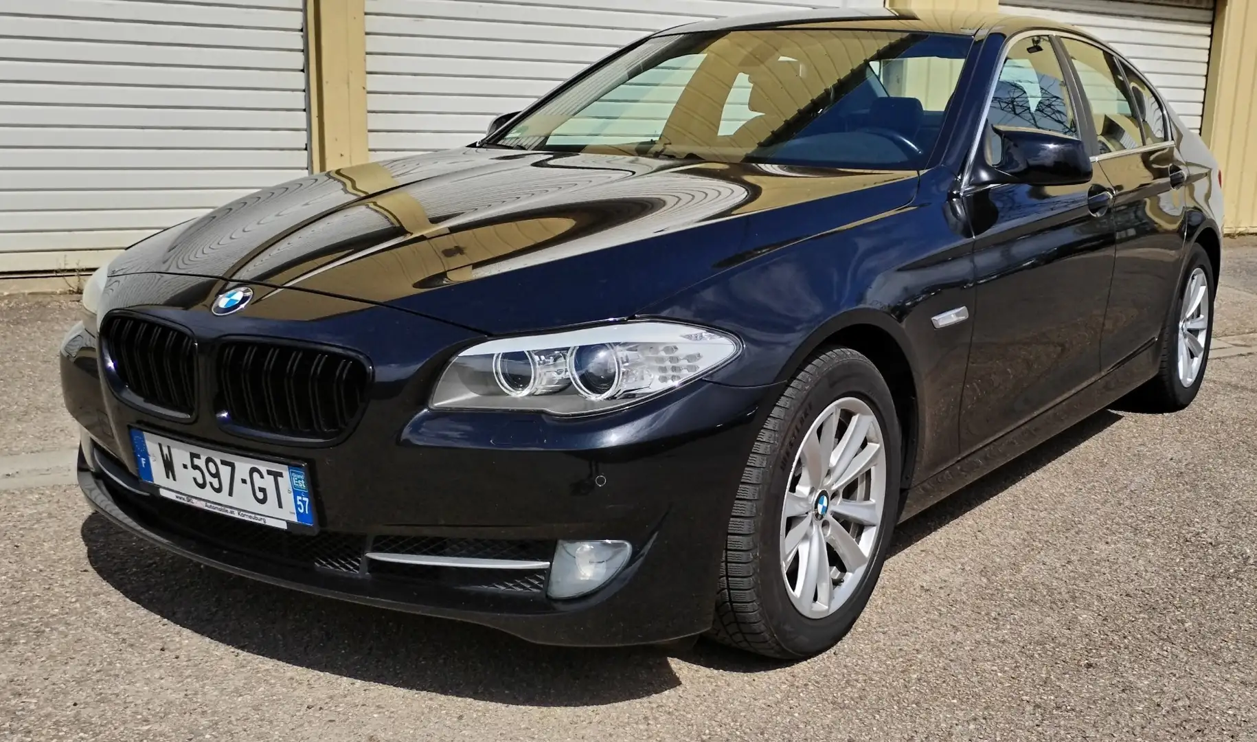 BMW Luxe Noir - 1