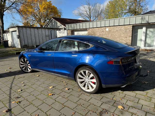 Tesla Model S Model S P85D 772PS SuC Motoren neu Autopilot AHK