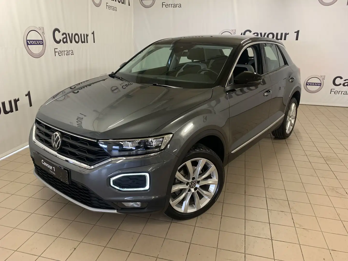 Volkswagen T-Roc T-Roc 1.5 TSI ACT Advanced BlueMotion Technology Grijs - 1