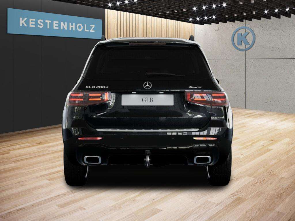 Mercedes-Benz GLB 200