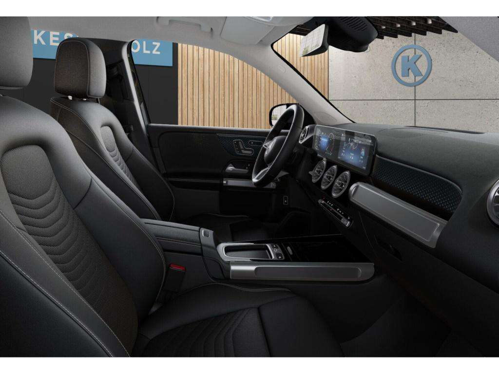 Mercedes-Benz GLB 200
