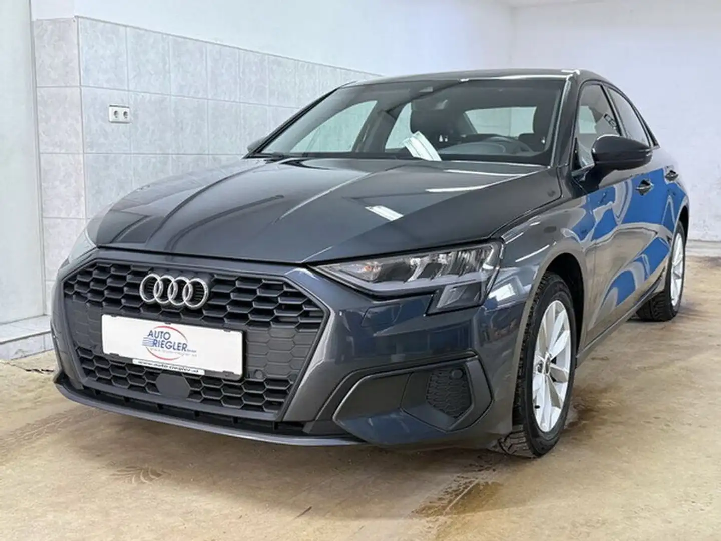 Audi A3 30 TDI *LIMO-LED/HSW-Virtual/Cockpit-PDC/vo/hi* Grau - 1