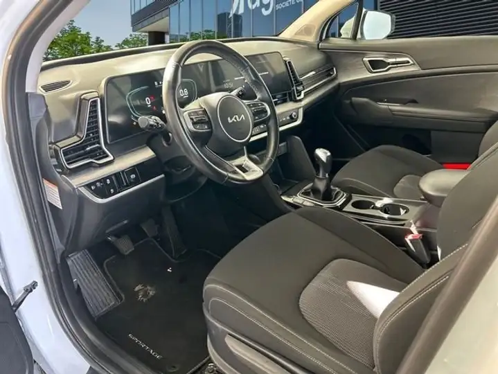 Kia Sportage 1.6 CRDi MHEV Business 4X4 2022, foto 7