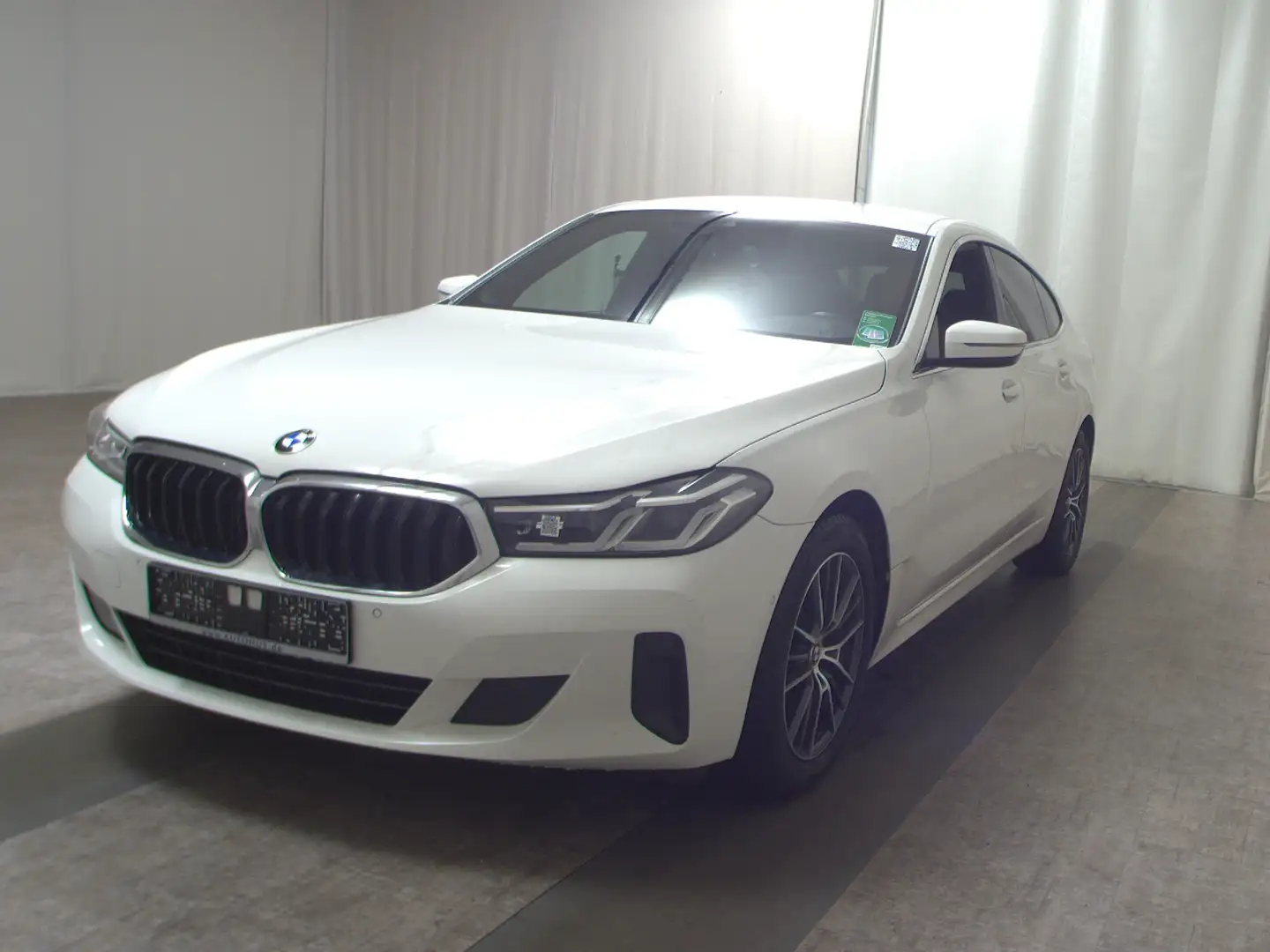 BMW 620 Gran Turismo Leder Navi LED+ LC prof. AHK Weiß - 2