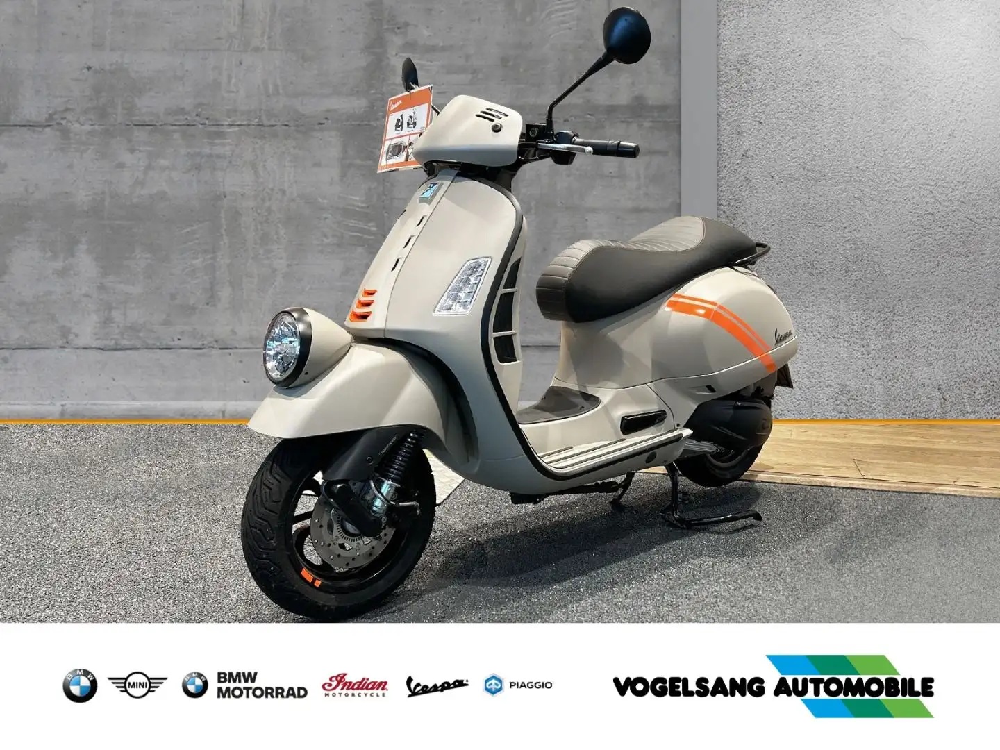 Vespa GTV 310 HPE, Sondermodell, TFT-Display, Keyless Beige - 1