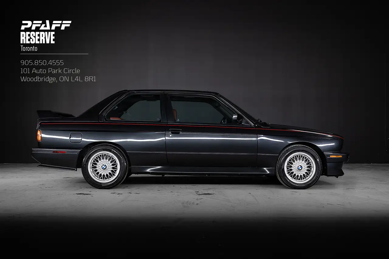 BMW 3 Series снимка BMW 3 Series