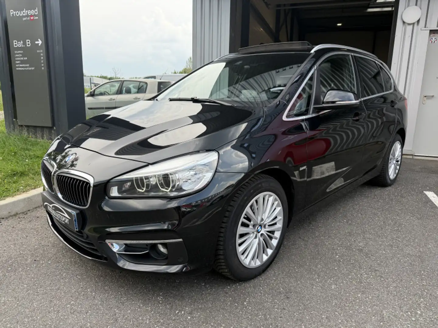 BMW 216 (F45) 216DA 116CH LOUNGE DKG7 Schwarz - 1