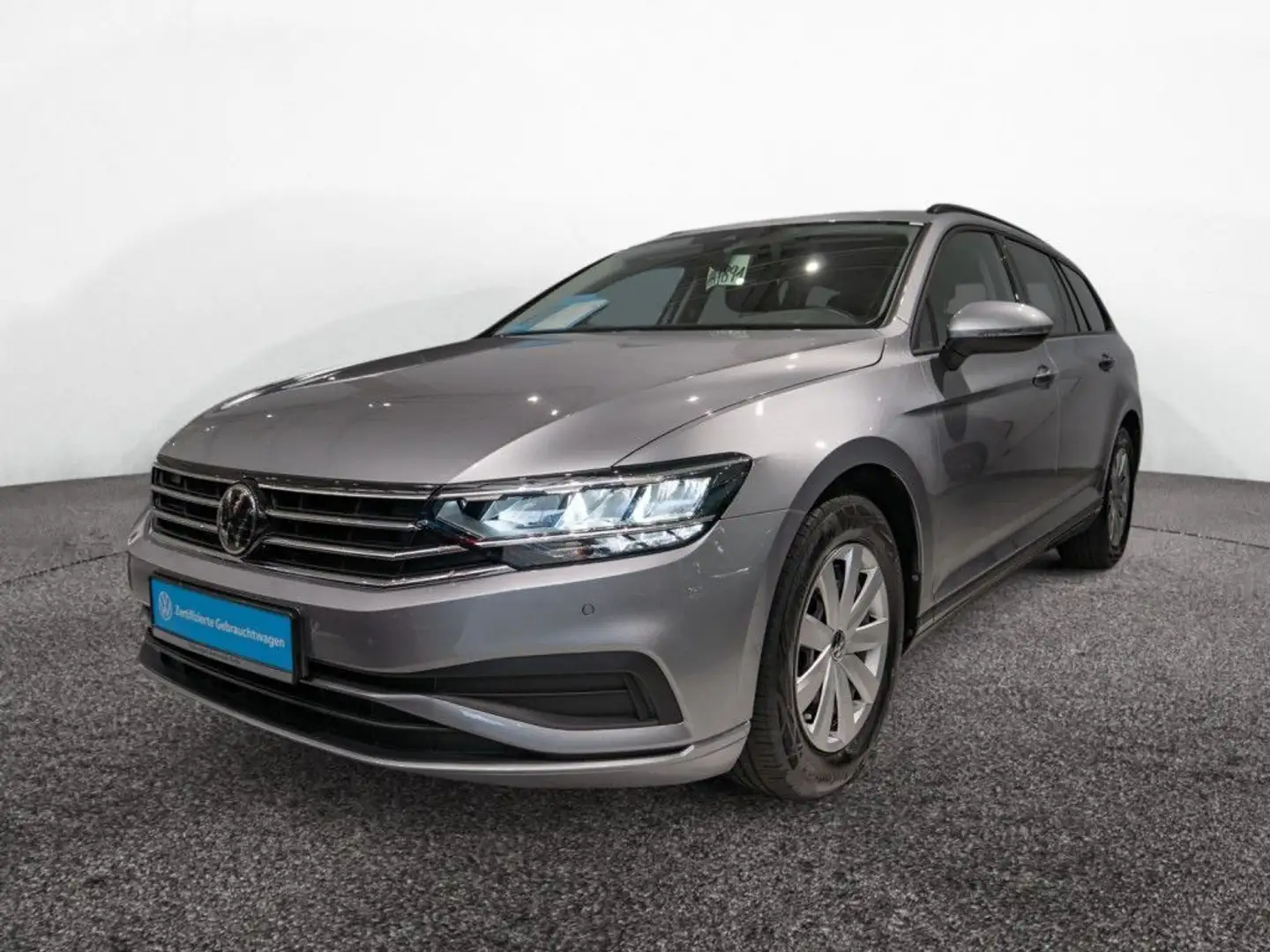 Volkswagen Passat Variant 1.5 TSI DSG Navi R-Kam LED PDC SH Silber - 2