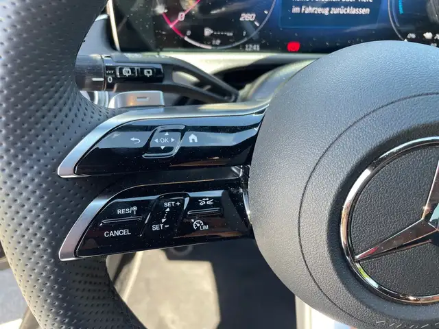 Mercedes-Benz E 300 e T Klimaautomatik,Rückfahrkamera,Navi Ansicht 14