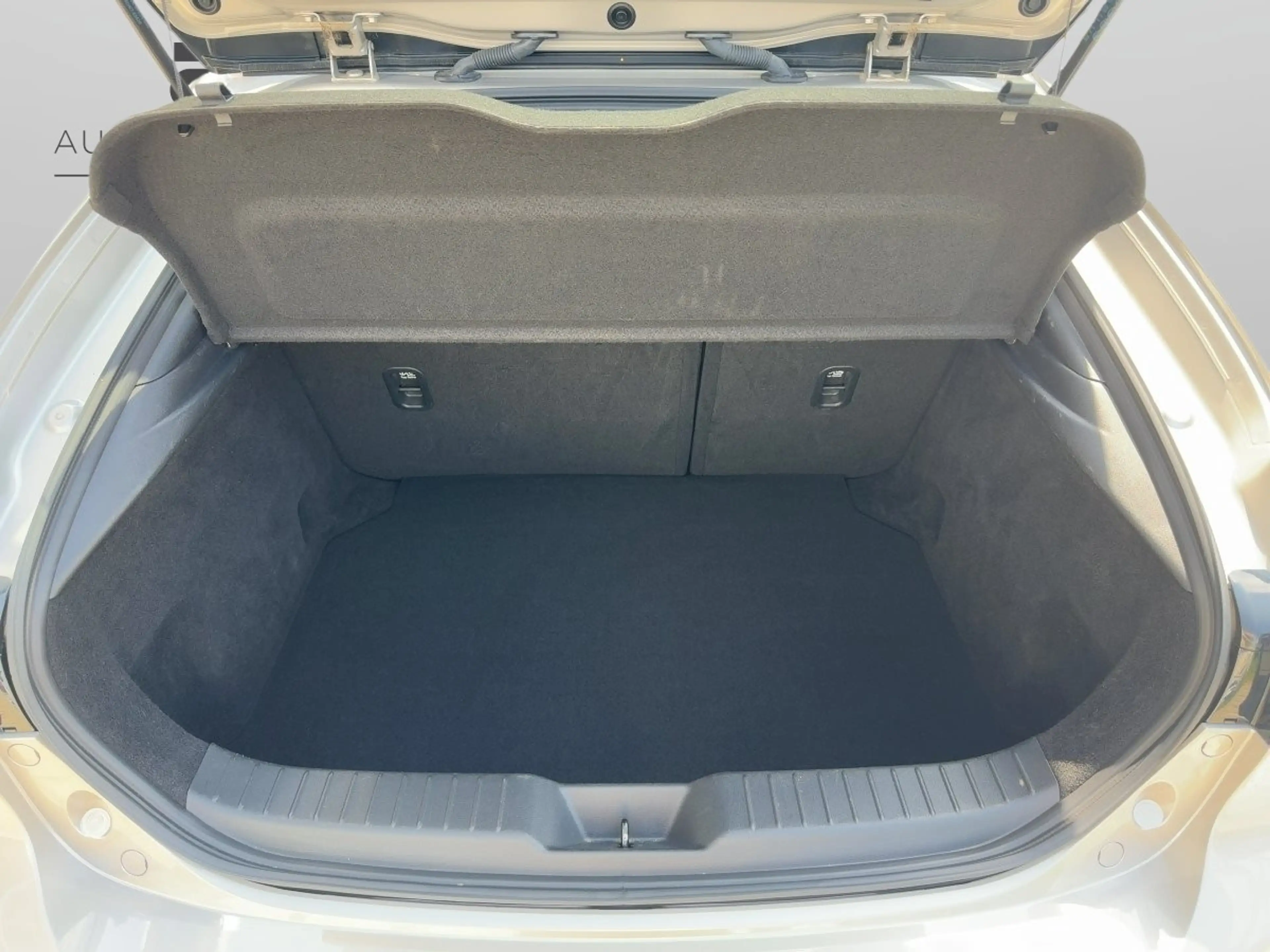 Mazda 3 e-SKYACTIV G 122ps FWD Homura — photo 5