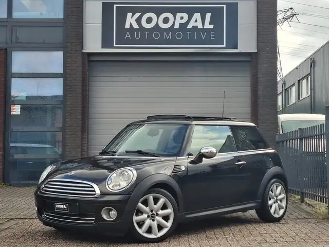 MINI Cooper Mini 1.6 Mayfair | Xenon | Pano | Trekhaak
