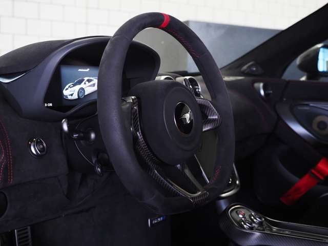 McLaren 620R ROOF SCOOP FULL MSO SPORT TITANIUM by MOBILISTA