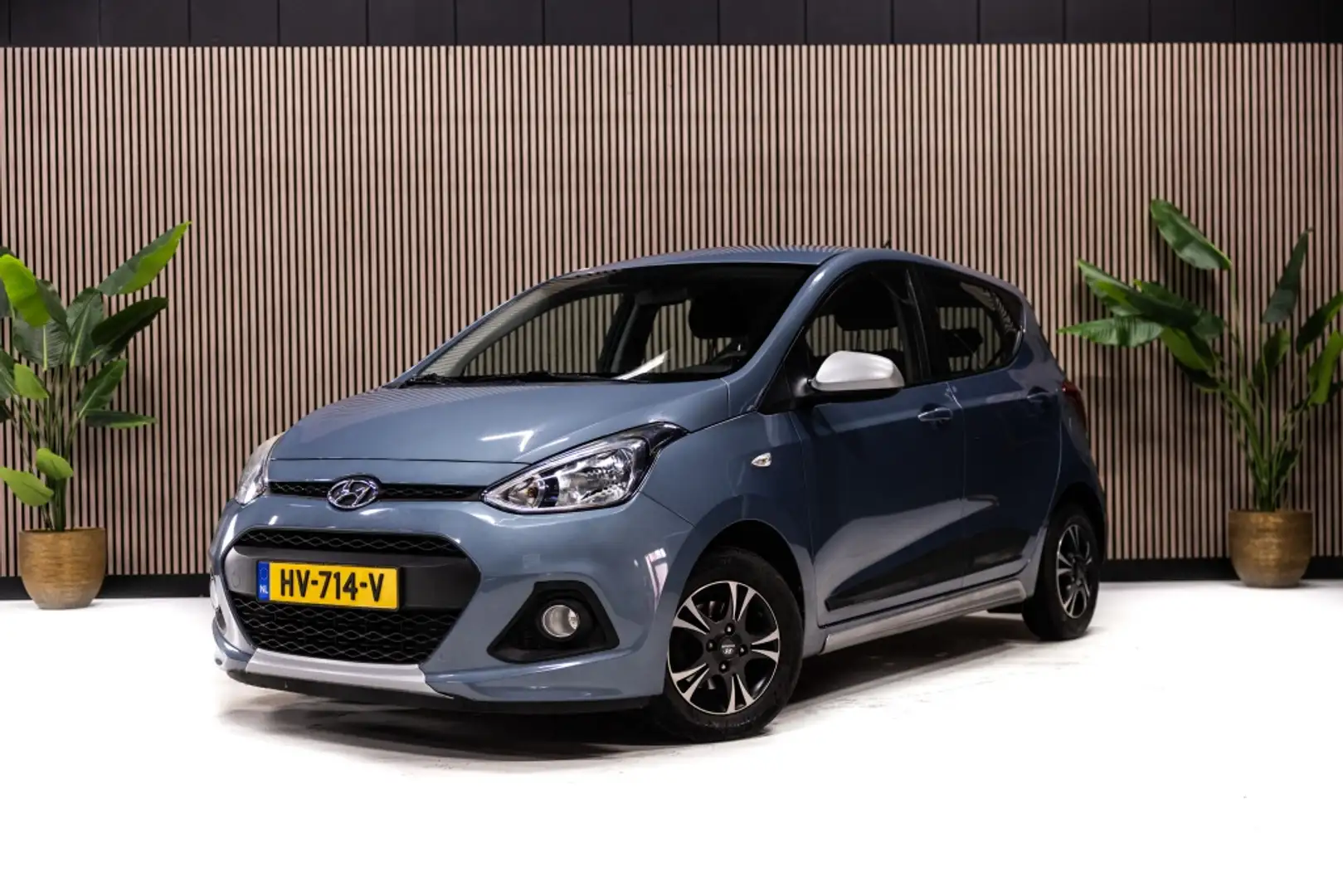 Hyundai i10 1.0i i-Motion Comf. Blauw - 1