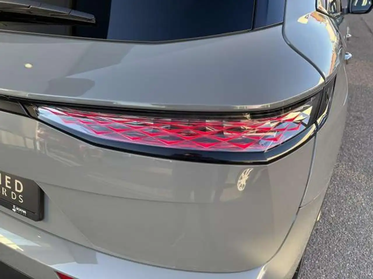 DS Automobiles DS 7 Crossback 2023 — фото 15