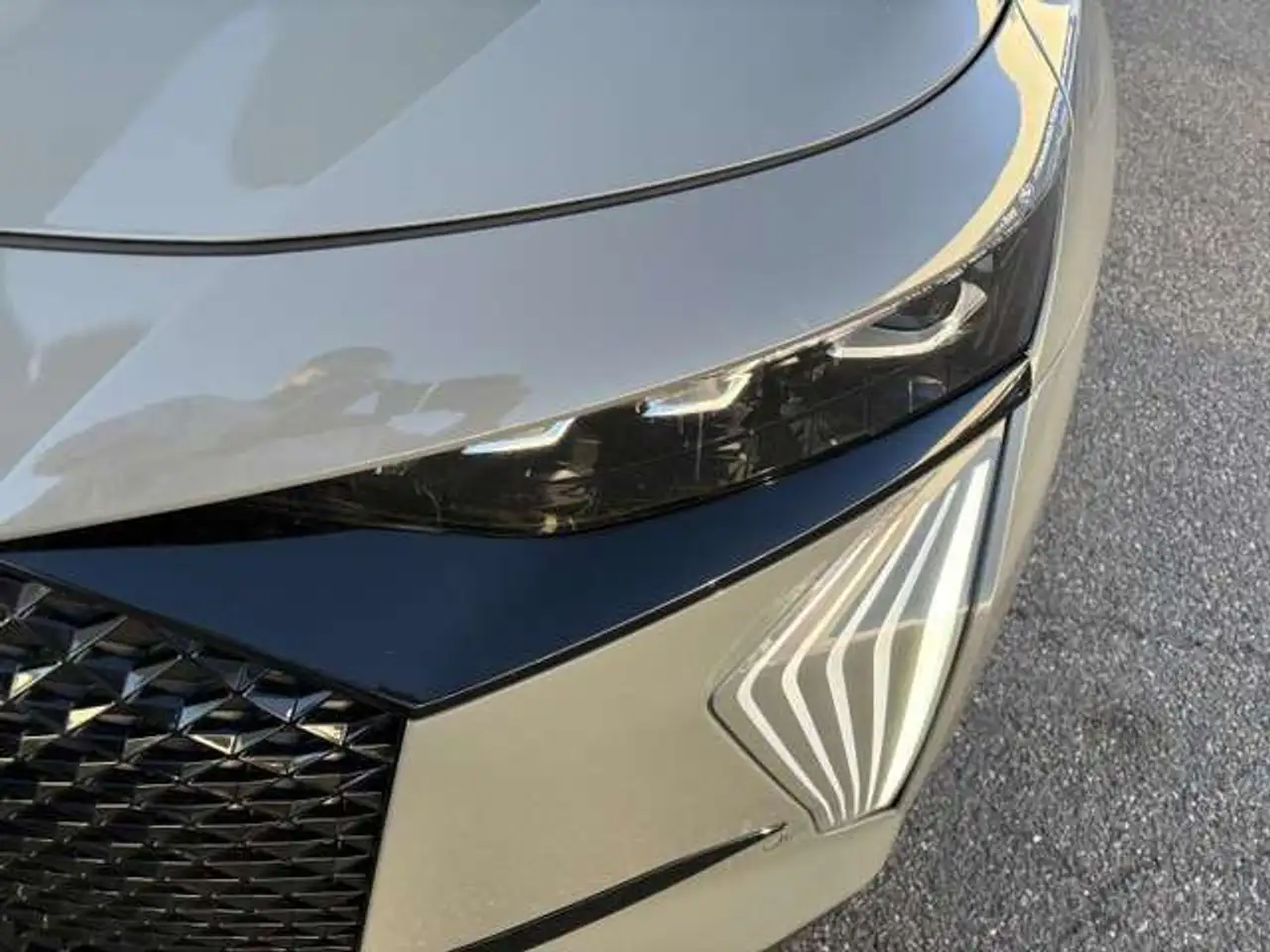 DS Automobiles DS 7 Crossback 2023 — фото 14