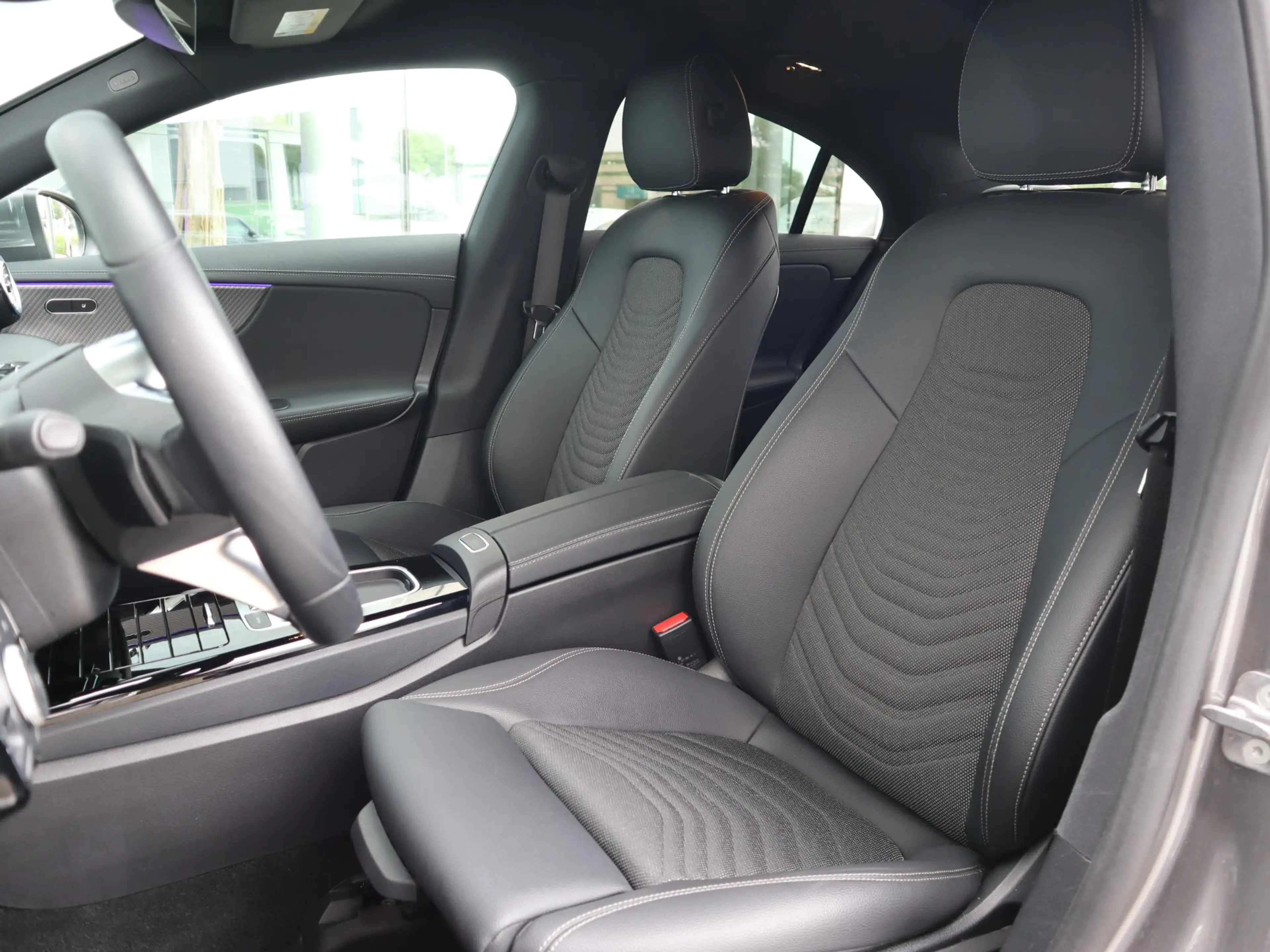 Mercedes-Benz CLA 250 e Star Edition Luxury Line l Keyless l Stoelverwar — photo 10