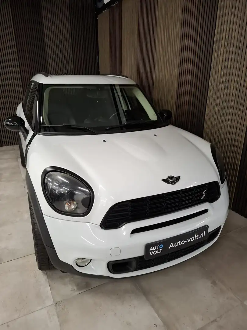 MINI Cooper S Countryman Mini 1.6 ALL4 Chili Bílá - 2