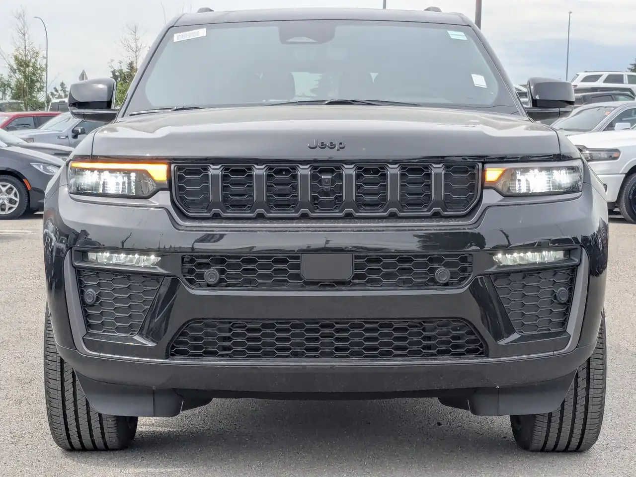 Jeep Grand Cherokee снимка Jeep Grand Cherokee