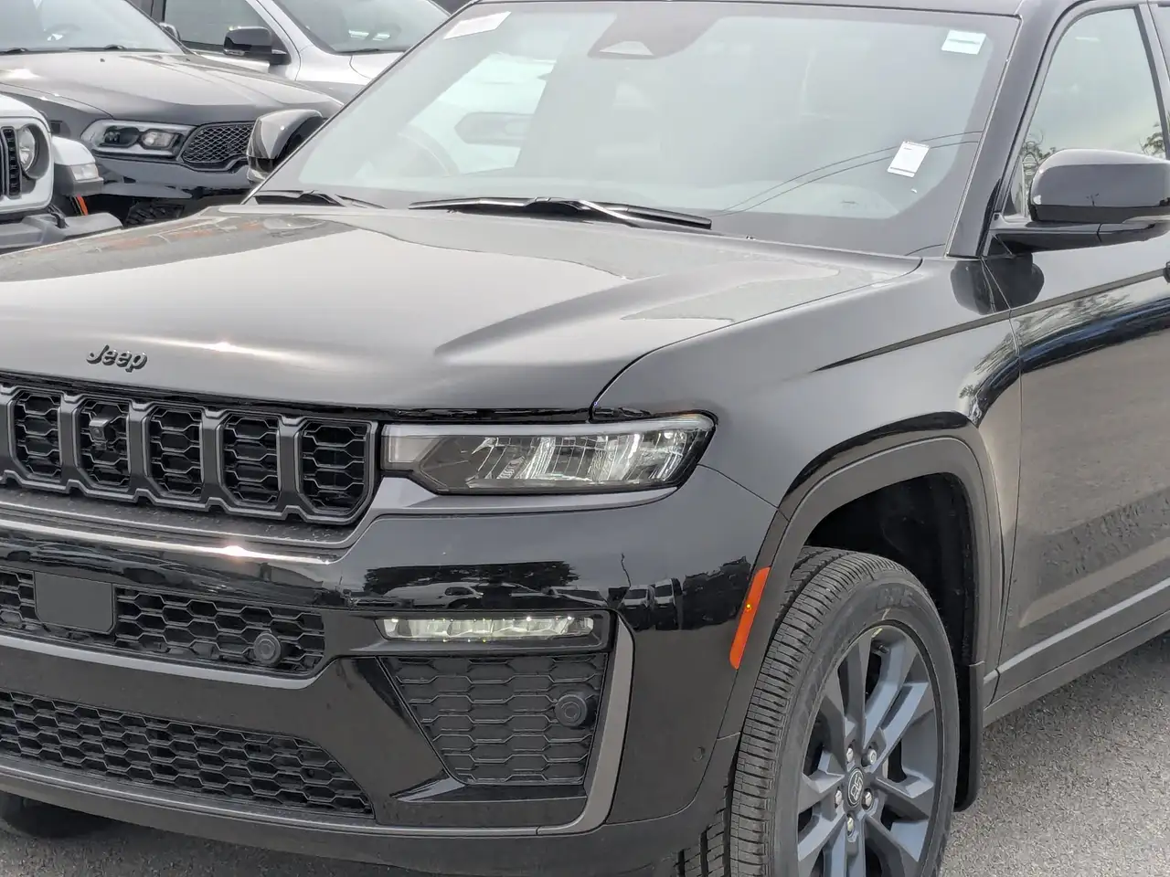 Jeep Grand Cherokee снимка Jeep Grand Cherokee