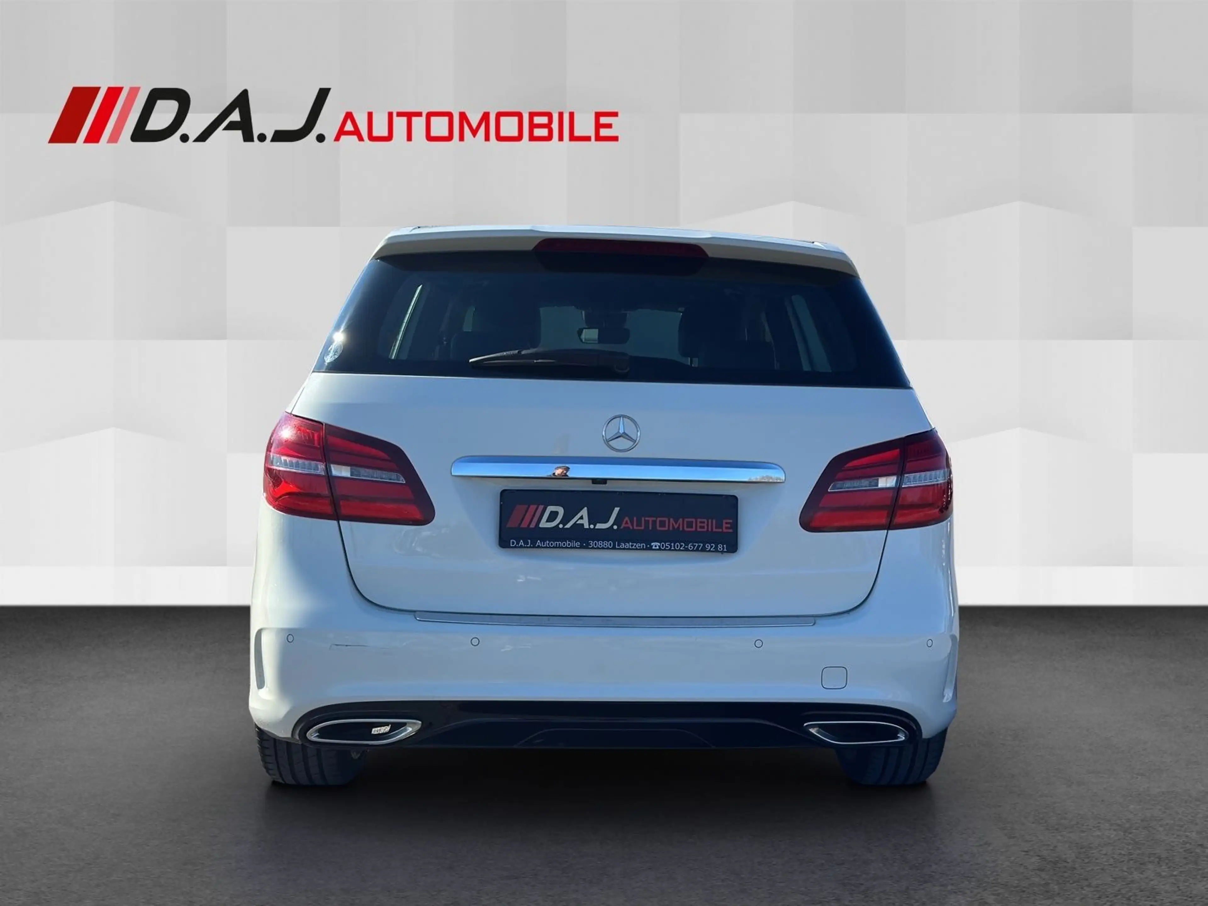 Mercedes-Benz B 220 CDI 4Matic 7G-DCT AMG Line LED NAV SHZ RFK — photo 4