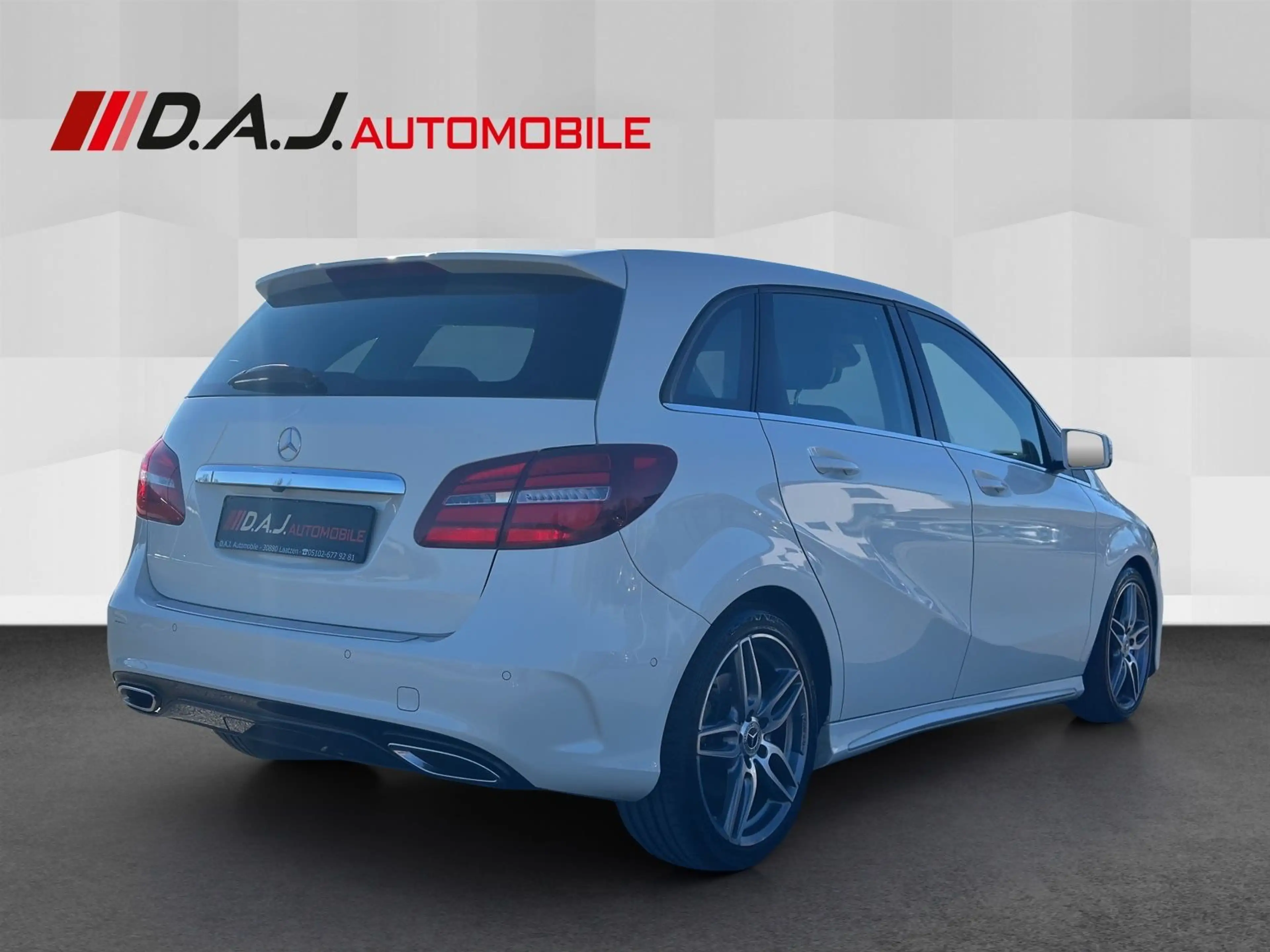 Mercedes-Benz B 220 CDI 4Matic 7G-DCT AMG Line LED NAV SHZ RFK — photo 5