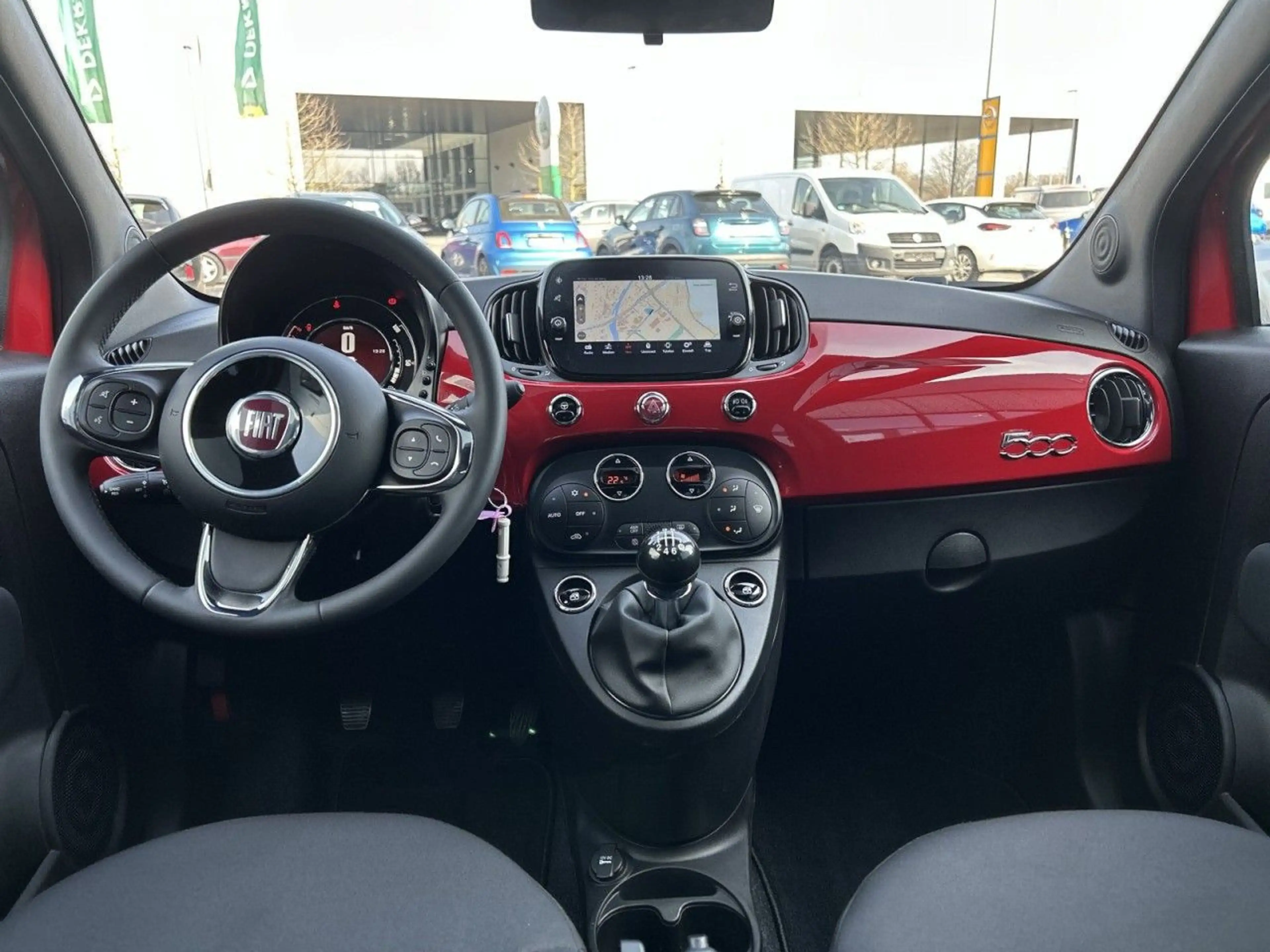 Fiat 500 Hybrid Dolcevita*Navi/ Glasdach / Sensoren* — photo 10