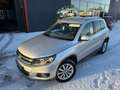 Volkswagen Tiguan 2.0 TDI 110ch BlueMotion Sportline 2011 - thumbnail 2