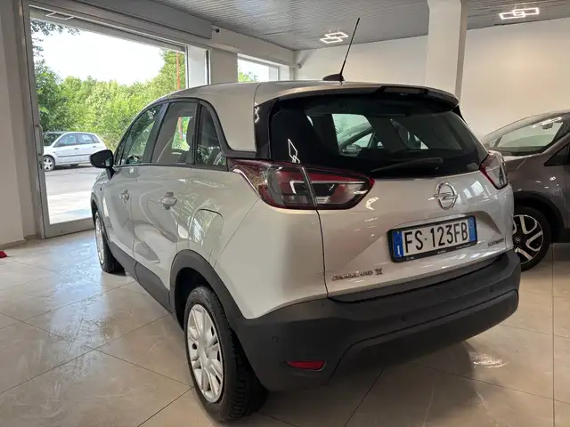 Opel Crossland view 4