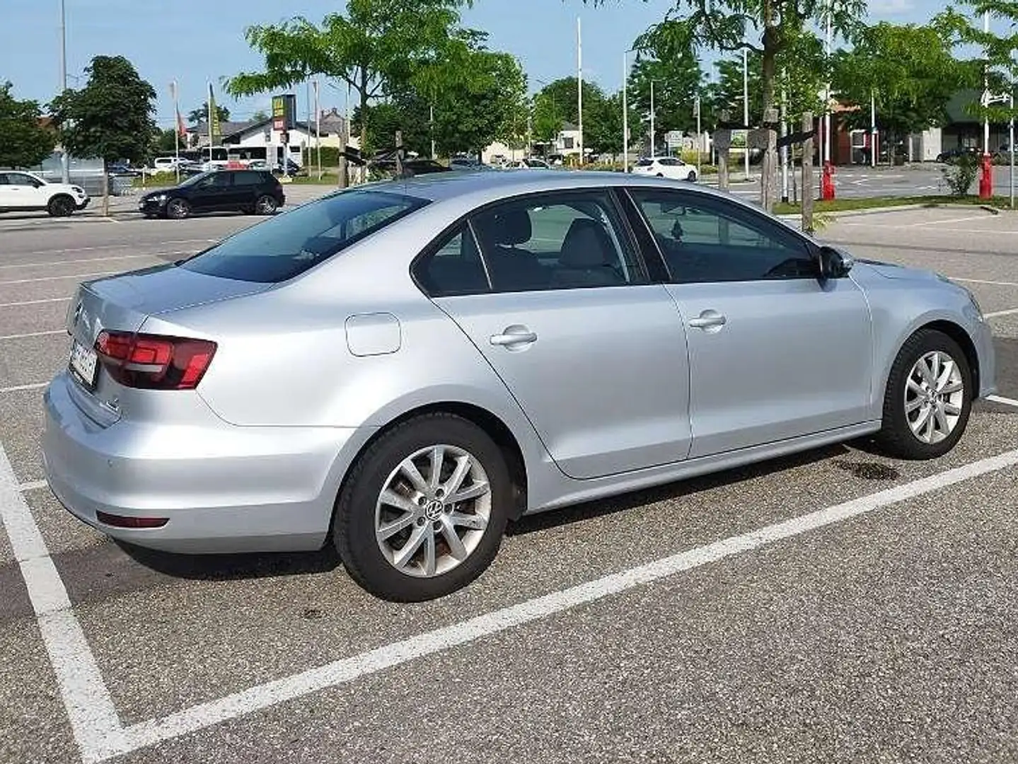 Volkswagen Jetta Jetta 2,0 TDI Trendline Trendline Silber - 2