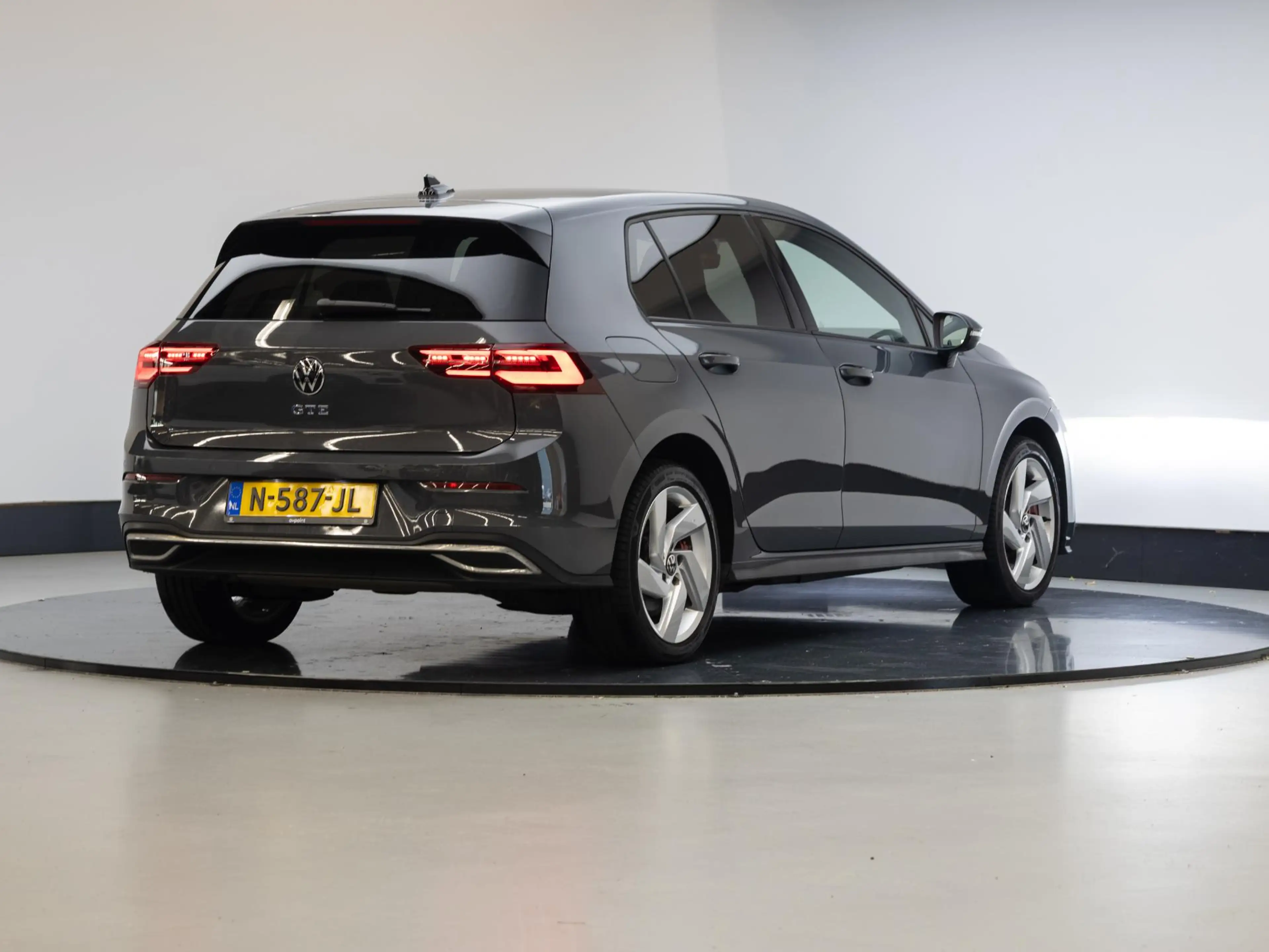 Volkswagen Golf GTE 1.4 eHybrid AUT| — photo 4