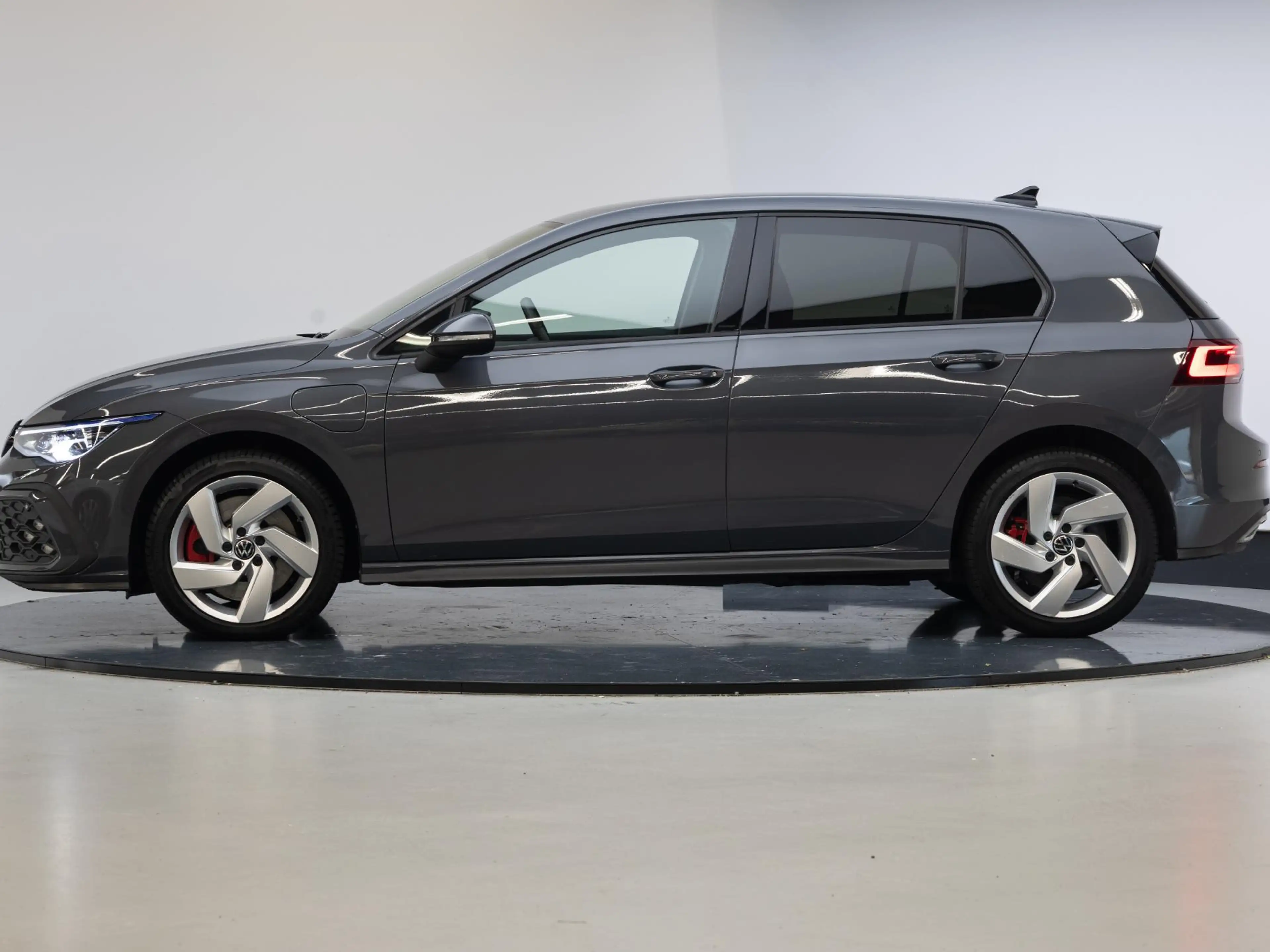 Volkswagen Golf GTE 1.4 eHybrid AUT| — photo 3