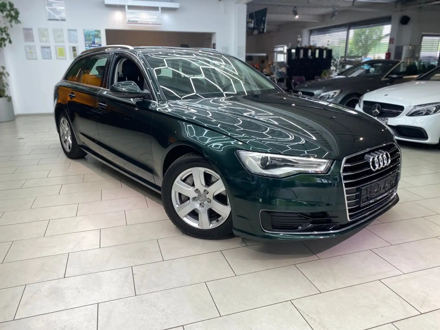 Audi A6 3.0 TDI Avant Navi Leder Pano PDC Tempo SHZ Xenon - 1