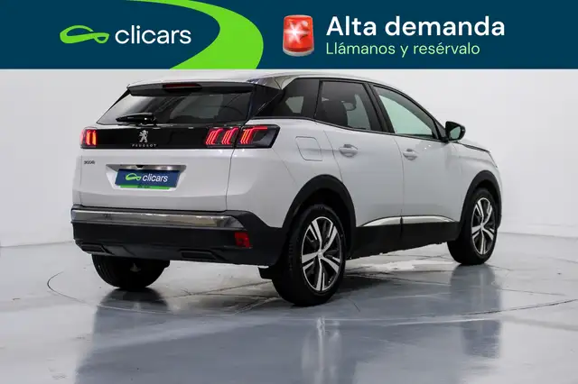 Peugeot 3008 view 5