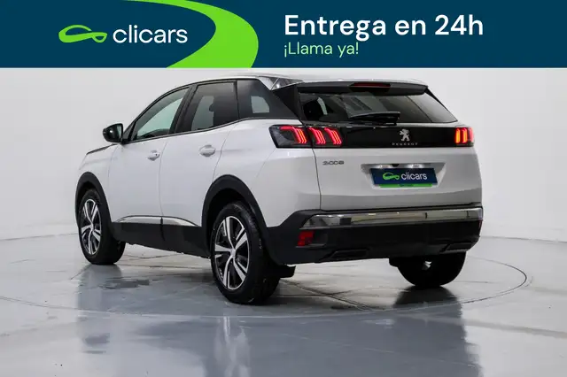 Peugeot 3008 view 9
