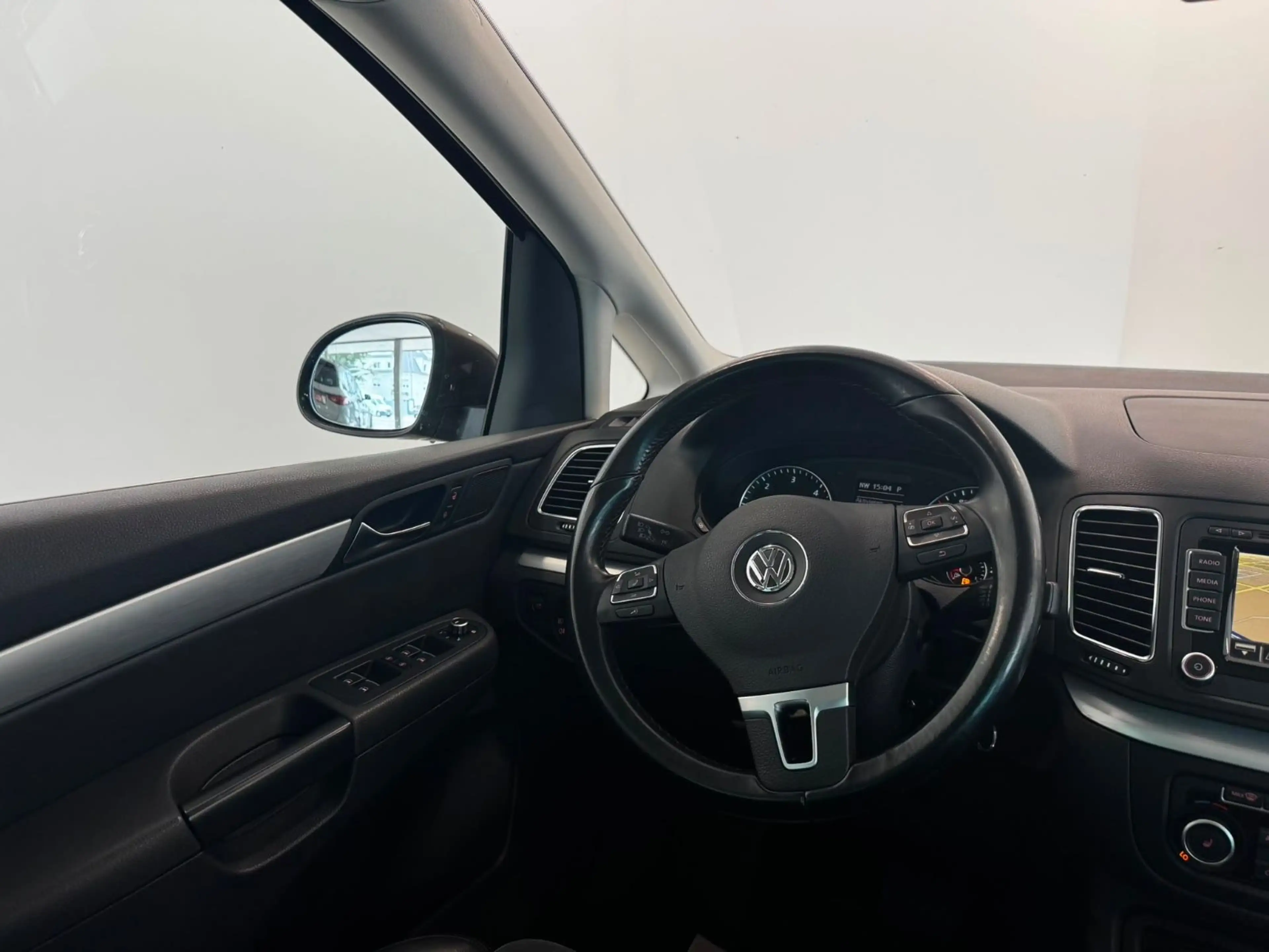 Volkswagen Sharan 2.0 TDI Highline|7-SITZ|STANDH|PANO|KAMER — photo 6