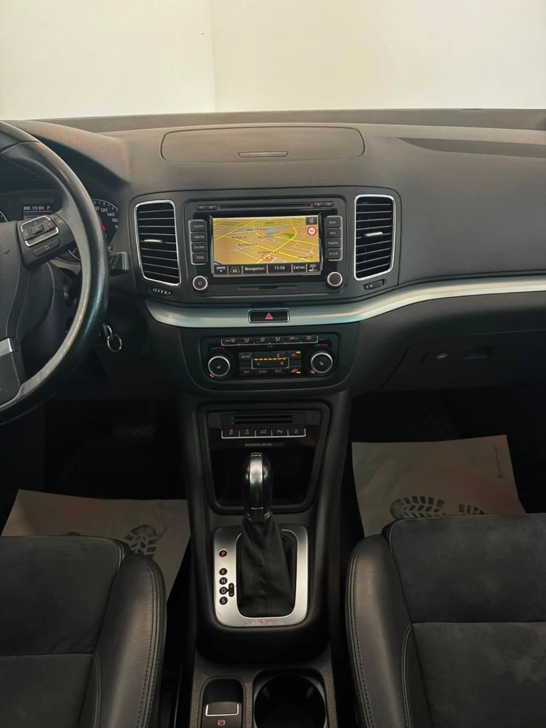 Volkswagen Sharan 2.0 TDI Highline|7-SITZ|STANDH|PANO|KAMER — photo 15