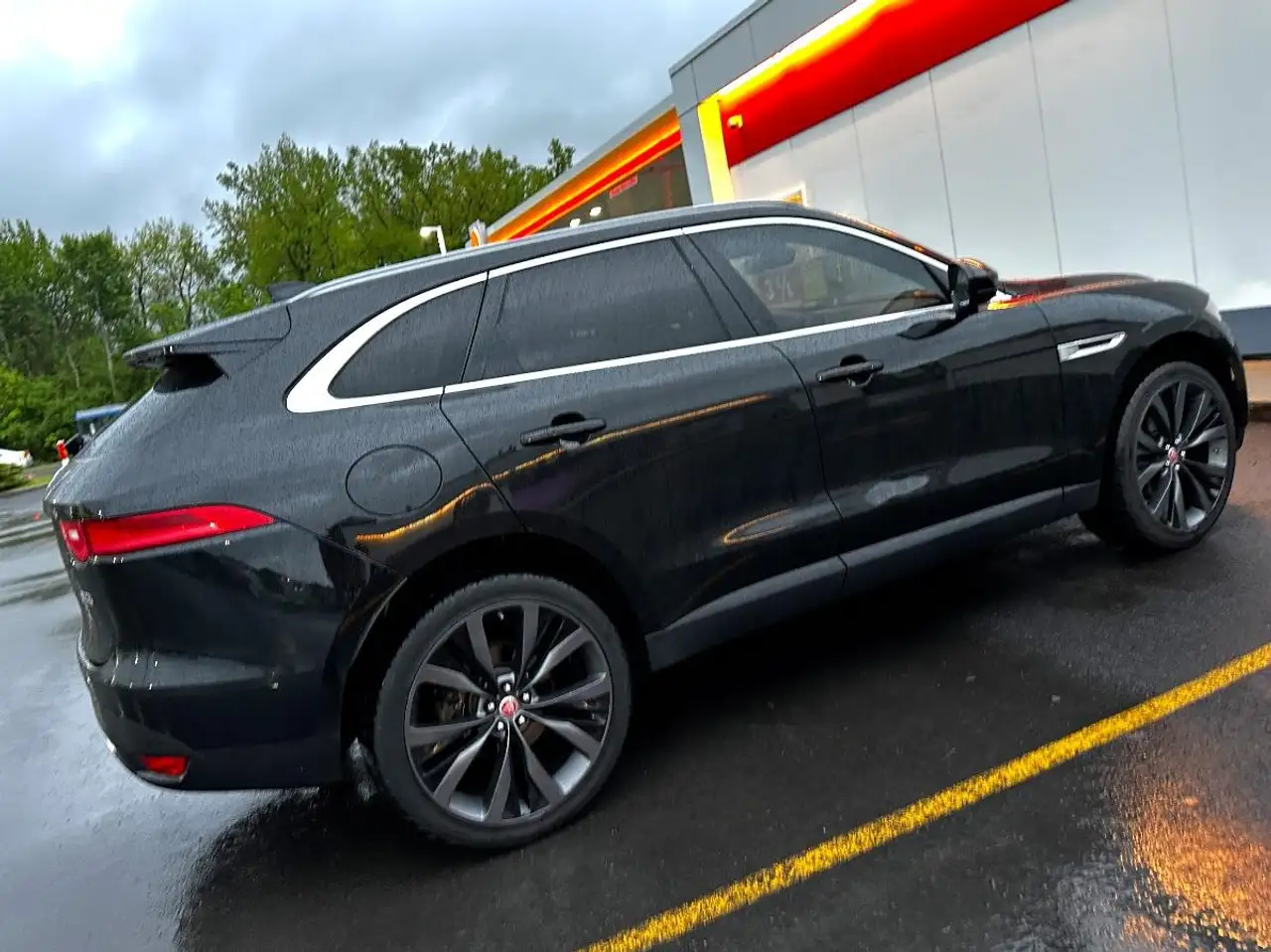 Jaguar F-Pace снимка Jaguar F-Pace
