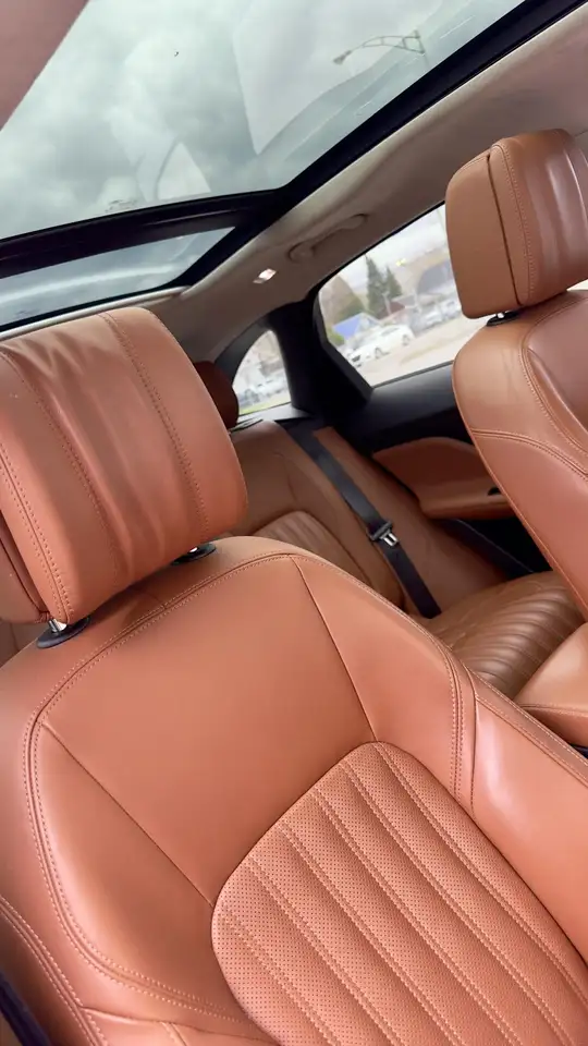 Jaguar F-Pace снимка Jaguar F-Pace