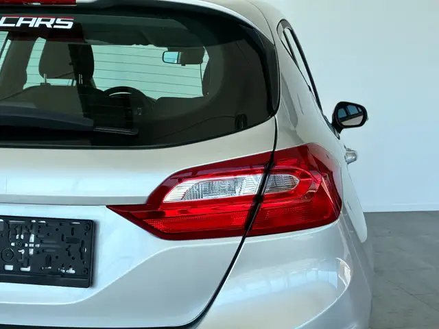 Ford Fiesta view 12