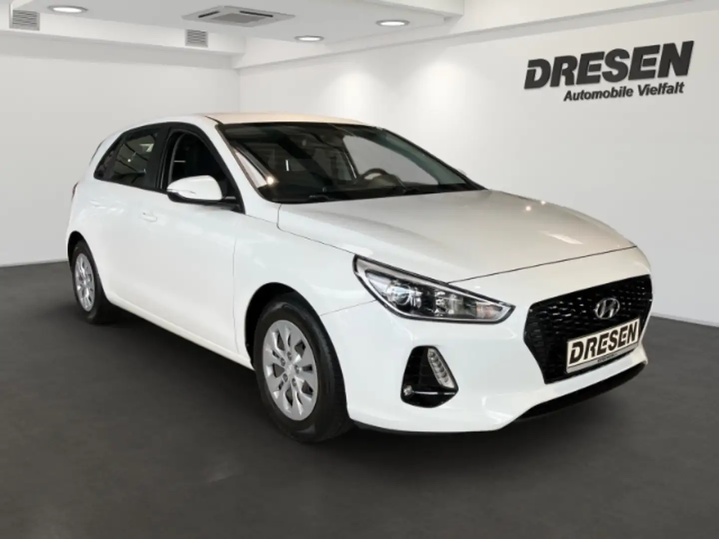 Hyundai i30 1.4 SELECT /Spurhalteassistent/ MP3 / PDC hinten Weiß - 2