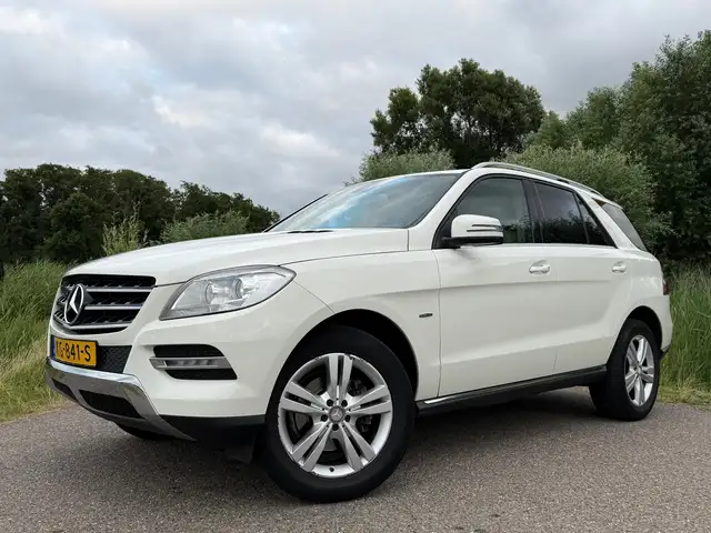 Mercedes-Benz ML 350 M-klasse Automaat | Schuif-/Kanteldak | Leder | Cl