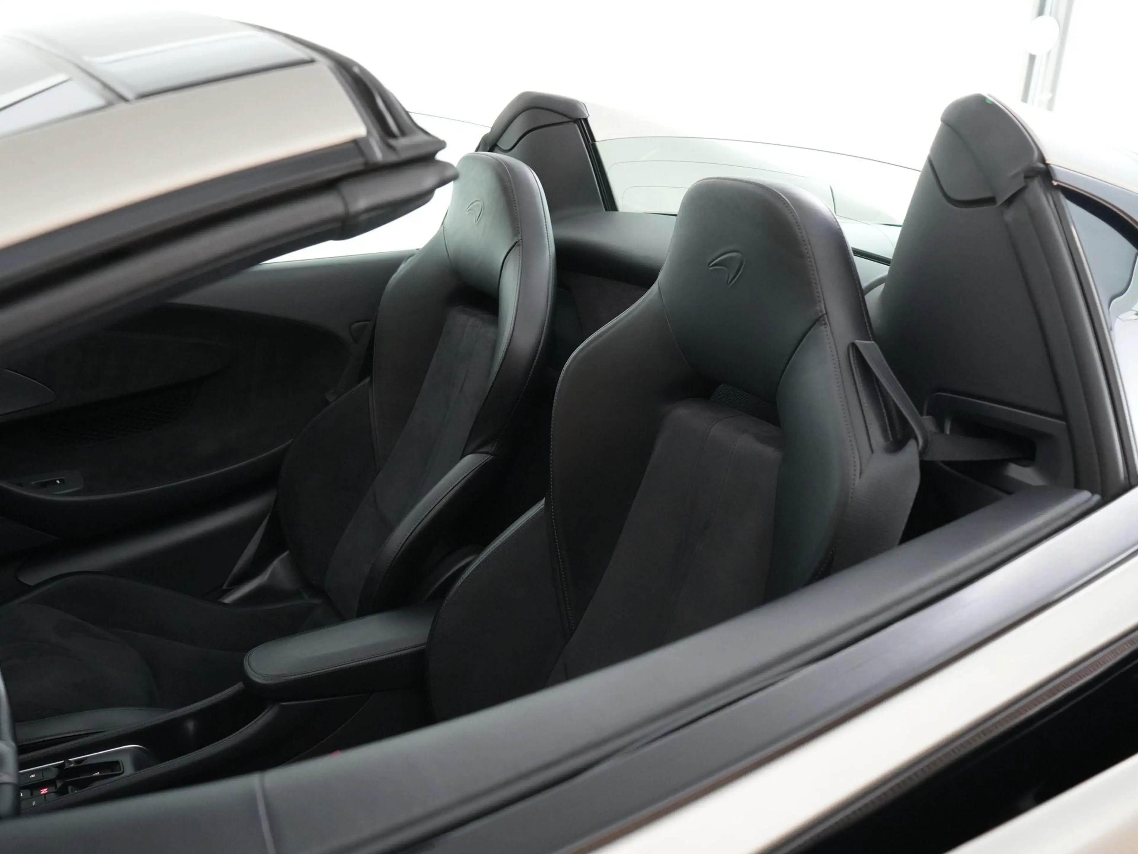 McLaren 600LT Spider 3.8 600pk V8 |PPF|nose lift|Bowers & Wilkin — photo 14