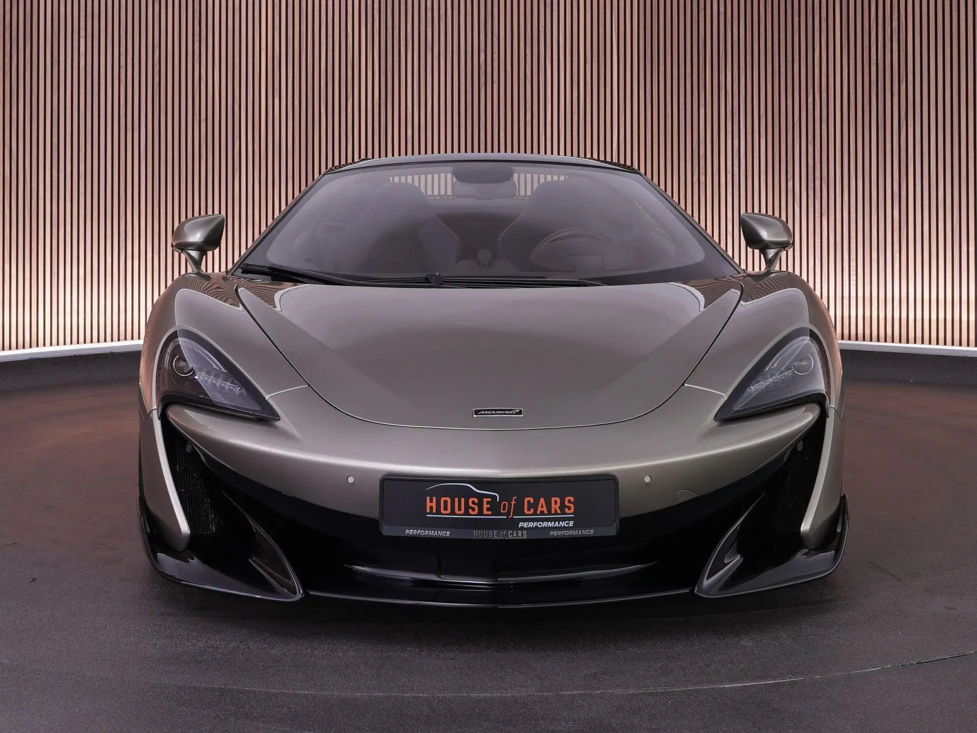 맥라렌 600LT Spider 2020 회색 사진 3