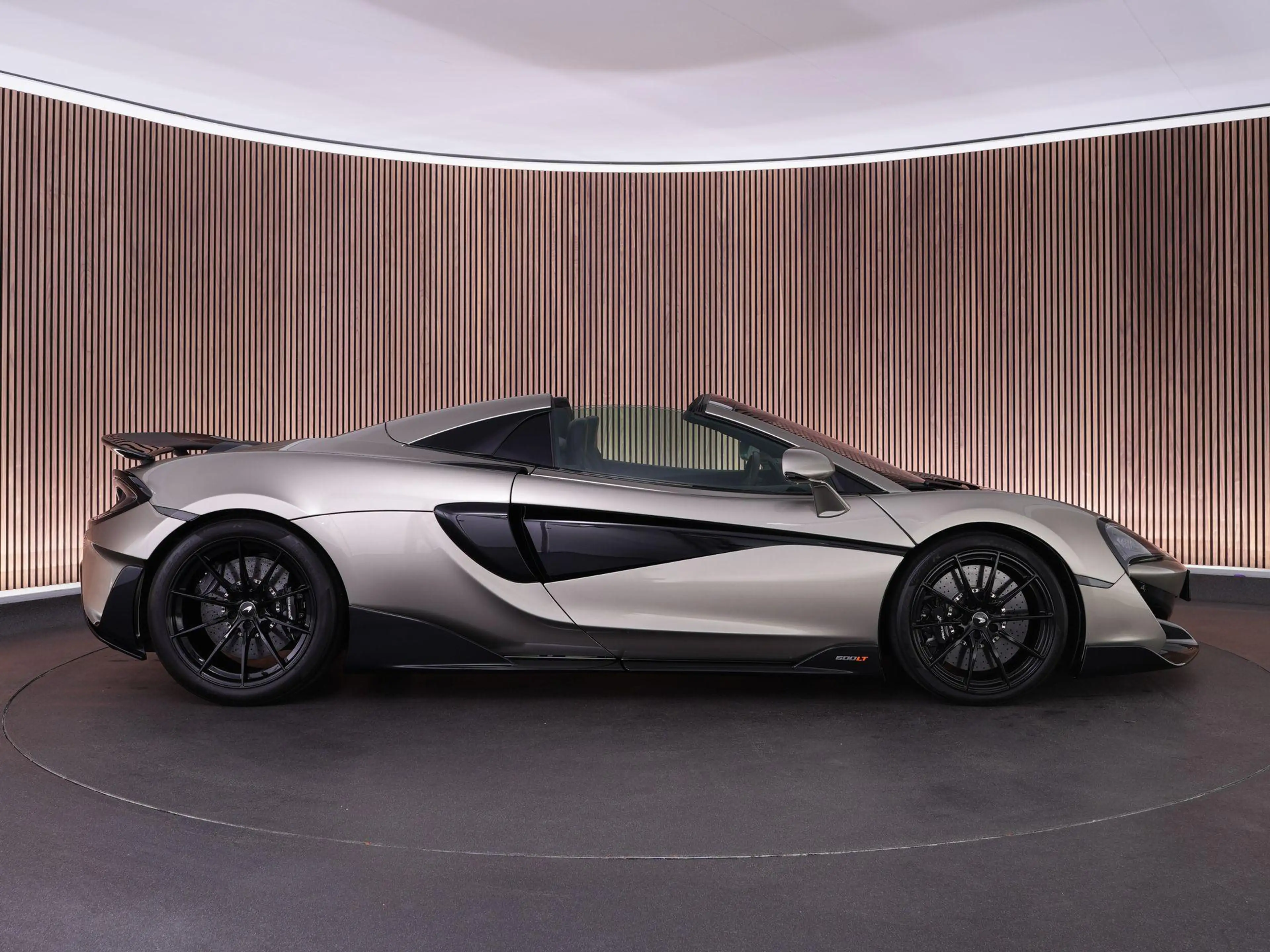 McLaren 600LT Spider 3.8 600pk V8 |PPF|nose lift|Bowers & Wilkin — photo 12